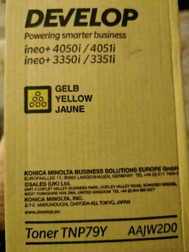 Toner yellow for - toner, develop