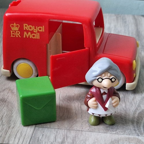 Vtg royal mail van - van, postman