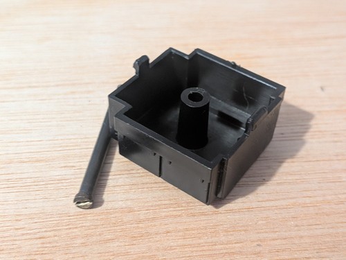 Triang s6332 underframe - s6332,