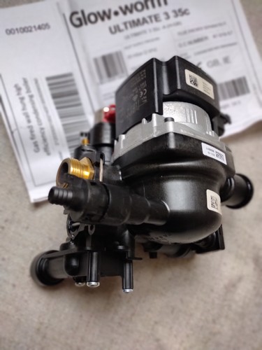 Glow worm combi pump - 35, c