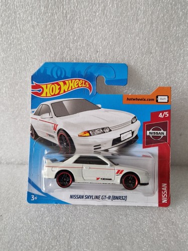 Hot wheels nissan - wheels, r32