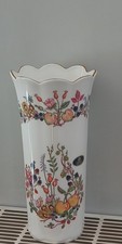 White Scallop Vase Aynsley