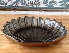 GOOD SIZE BLACK PEARLESCENT GLASS SCALLOP SHELL SOAP DISH