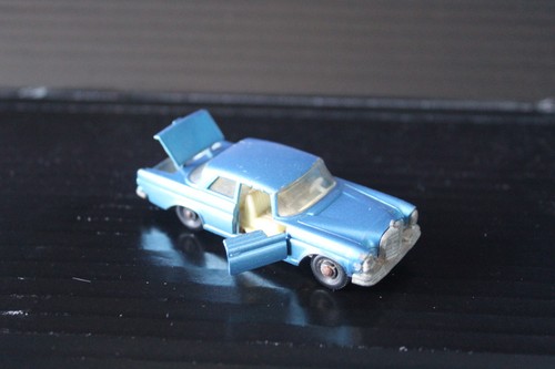 Lesney matchbox mercedes - lesney,