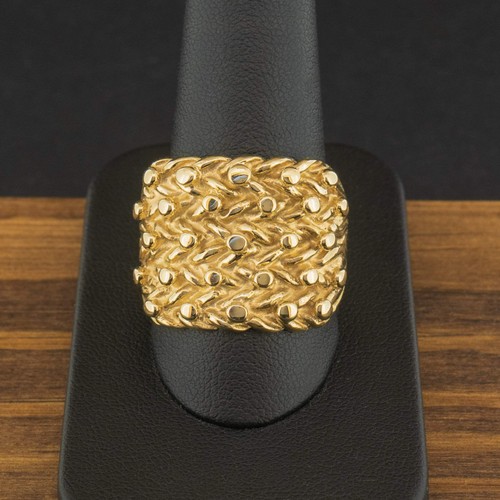 9ct yellow gold row - (so4),
