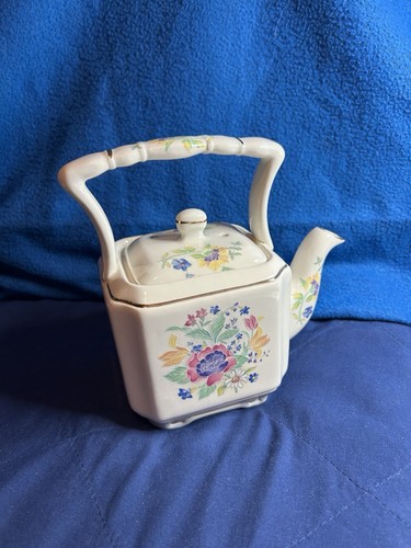 Sadler square floral teapot - sadler,