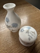 Wedgewood “Ice Rose” bud