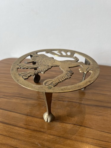 Antique brass rampant - brass, lion