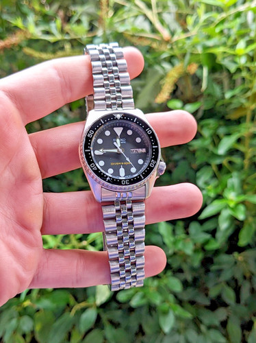 Seiko men black watch - watch,