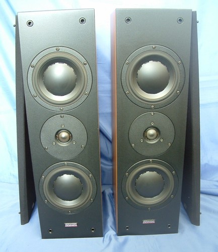 Dynaudio lr120 pair - dynaudio, lr120+