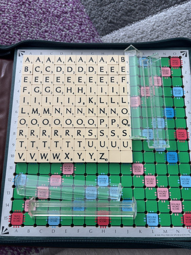 Vintage travel scrabble deluxe - travel,