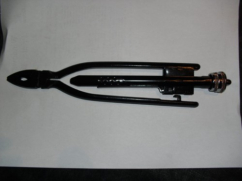 Safety wire twist - wire, twister