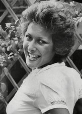 Lynda Bellingham 11" x 8.5" inch Glossy Photo No805