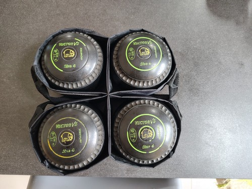 Used lawn bowls - used, size