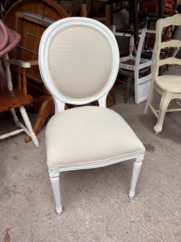 White balloon back chair - white,