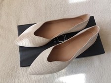 Brand New Women's Cara By