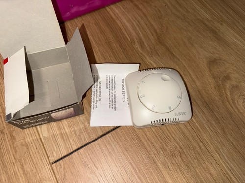 Sunvic tlx9801 room - room, thermostat