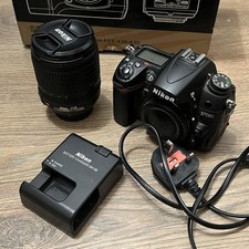 Nikon D7000 DSLR with 18-105mm