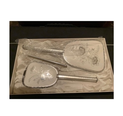 Vintage women vanity set - vintage, women's