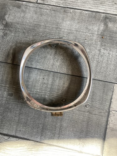 Suzuki fz50 headlight rim - suzuki,