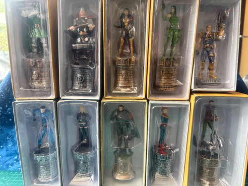 Marvel chess figurine - chess,