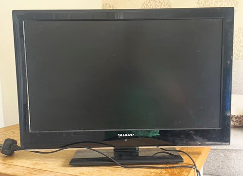 Sharp 32in lcd - lcd, tv