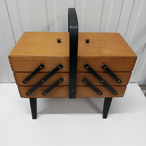 Vintage wooden cantilever - wooden,