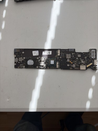 Apple macbook air a1466 - air, 13”