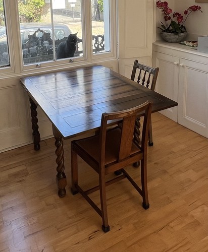 Wooden pub style extending - pub,