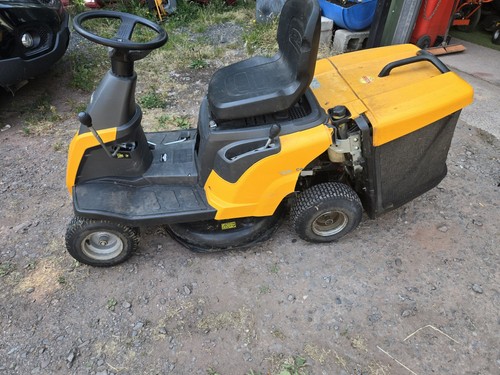 Stiga 1066 ride mower - on,