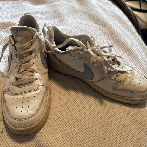 Nike white with purple - nike,