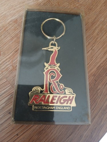 Vintage raleigh memorabilia - ,