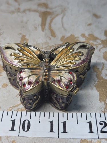 Vintage hinged butterfly - hinged,