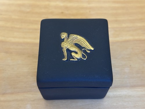 Wedgwood egyptian sphinx - egyptian,