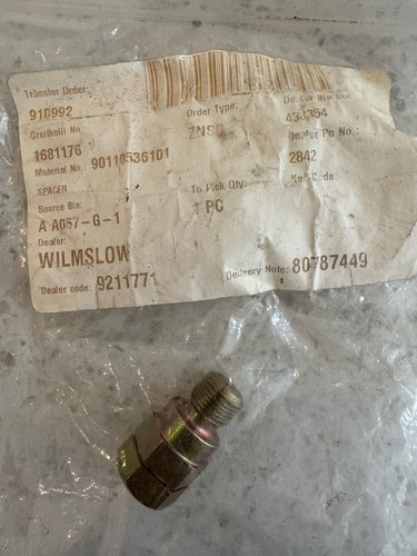 Porsche camshaft housing - camshaft,