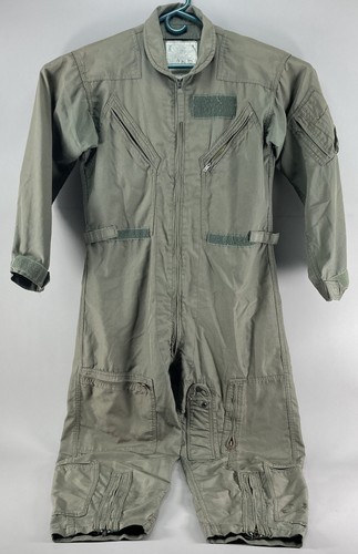 Military flight suit - us,