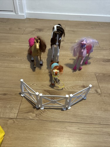 Barbie horse and bundle - horse,
