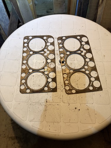 Volvo f86 head gaskets - head,