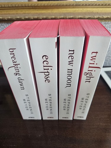 Rare twilight saga - twilight, white