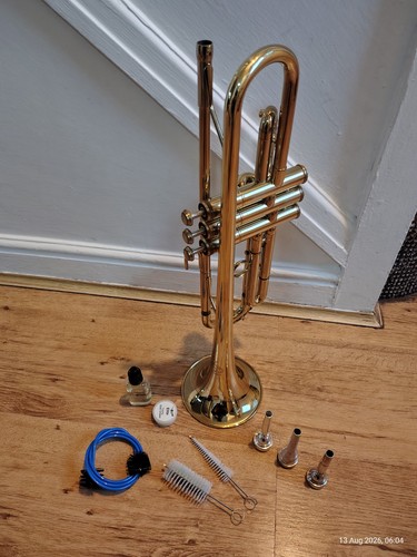 Trumpet with case - , and