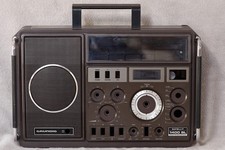 VINTAGE GRUNDIG SATELLIT 1400 SL PRO TRANSISTOR RADIO CASING