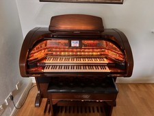 Lowrey Stardust Organ