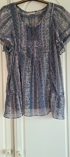 Women blouse floral pattern - women's,