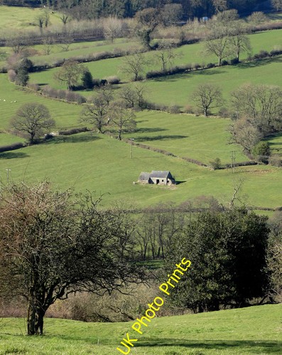 Photo 6x4 old farm building - 6x4,