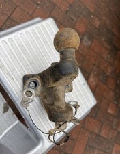 Tow Bar Towing Hitch Ball and