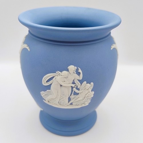 Wedgwood jasperware blue - jasperware, round