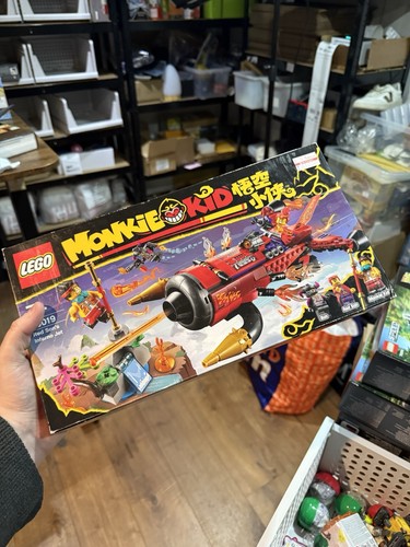 Lego monkey kid - monkey, sun's
