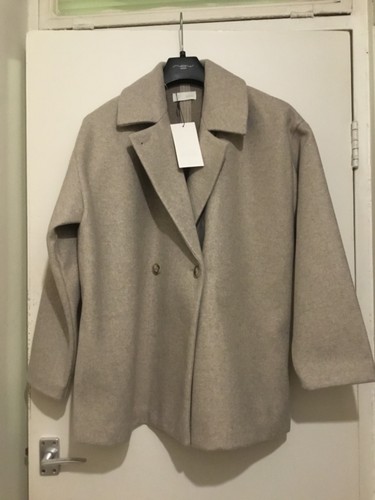 Soft double breasted coat from