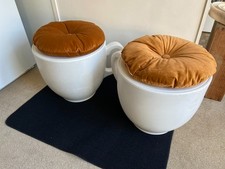 2 GENUINE HOLLY PALMER TEA CUP