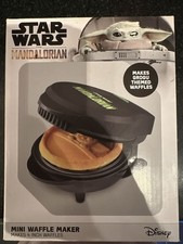 Disney Primark Star Wars Baby Grogu The Mandalorian Waffle Maker BNIB